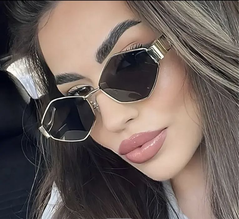 Продам очки новые 2 пары