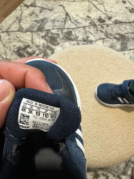 Детски маратонки Adidas Run Falcon 2