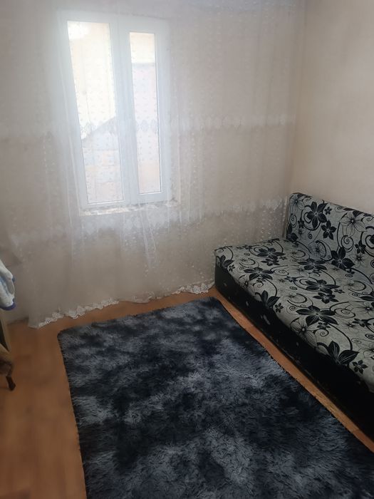 1 комнатная времянка.