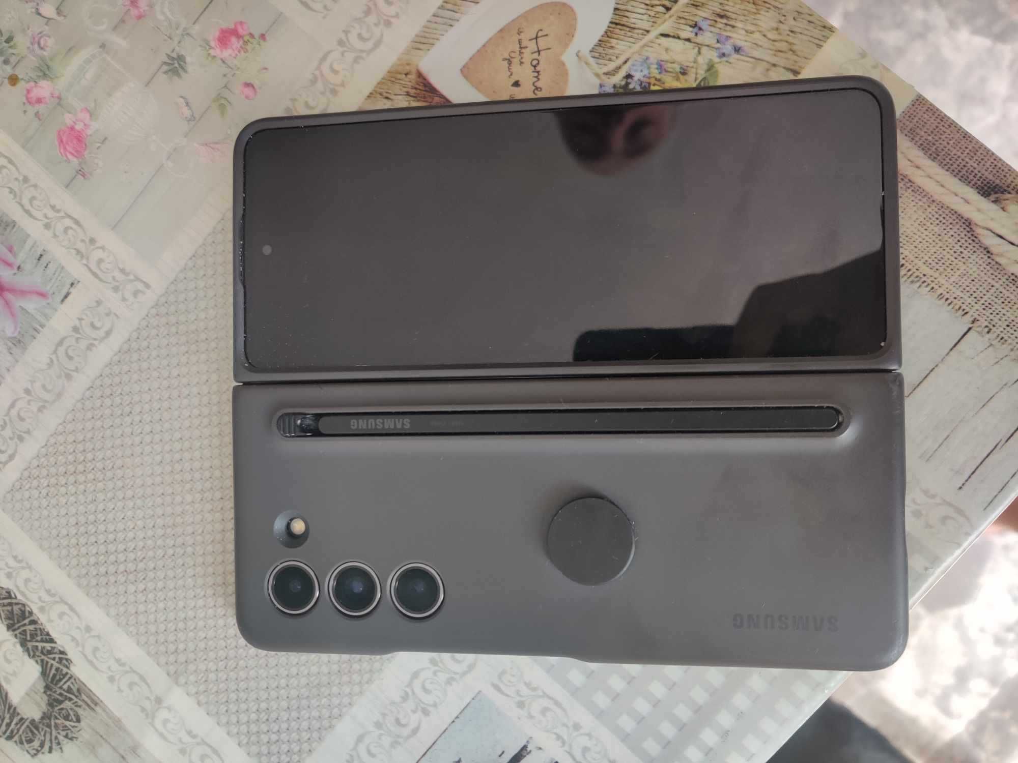 Samsung z fold 5