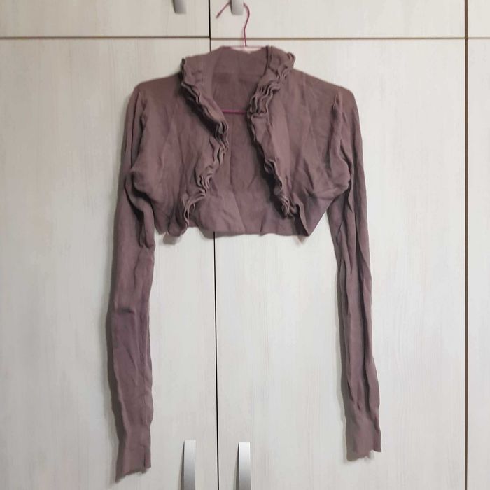 Различни цветове ръкави