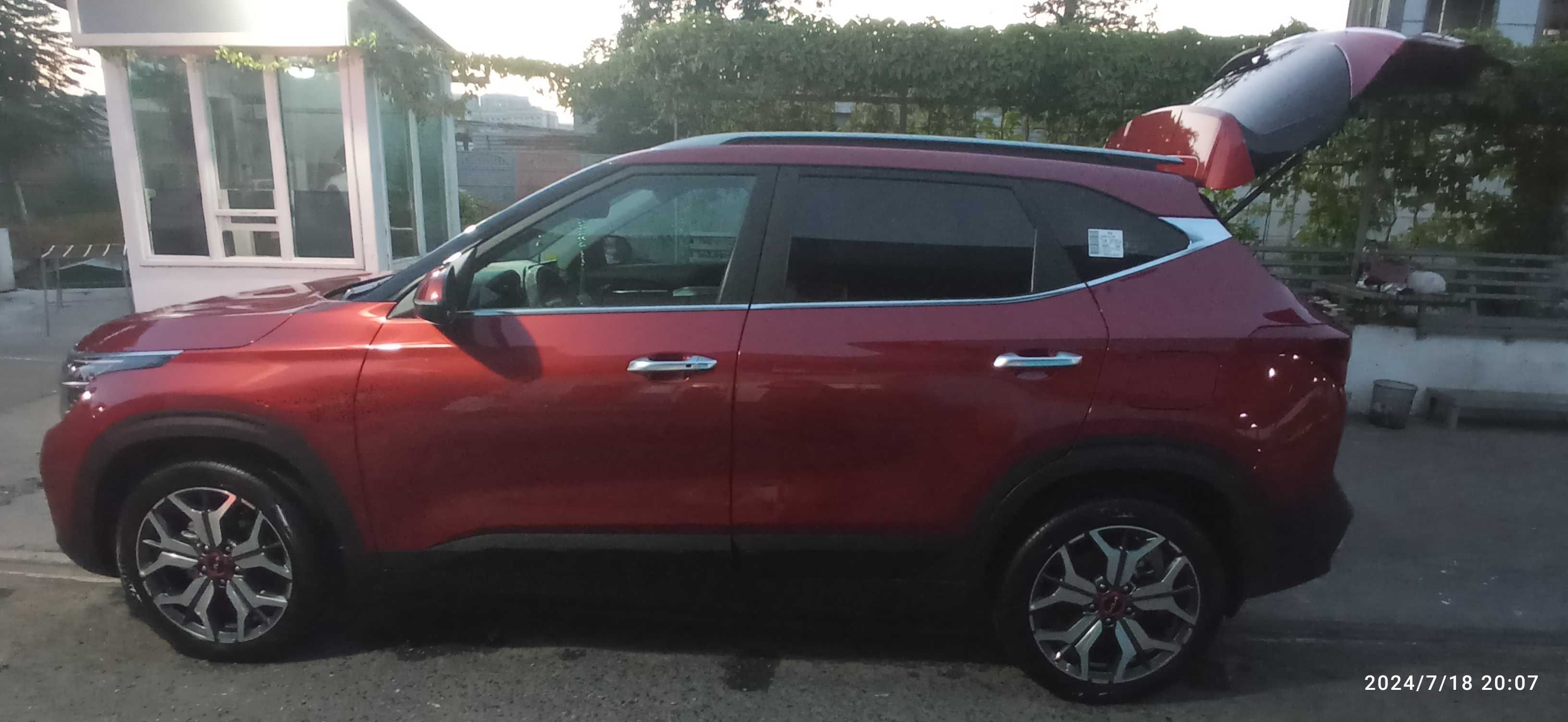Продам машину свою  kia saldes
