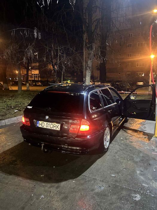 Vând bmw e46 320d 136cp cutie de viteze hidramata schimbă ff bn