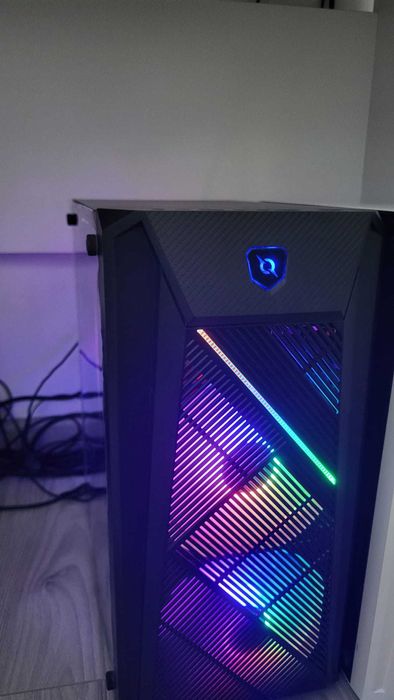 Vând calculator RGB