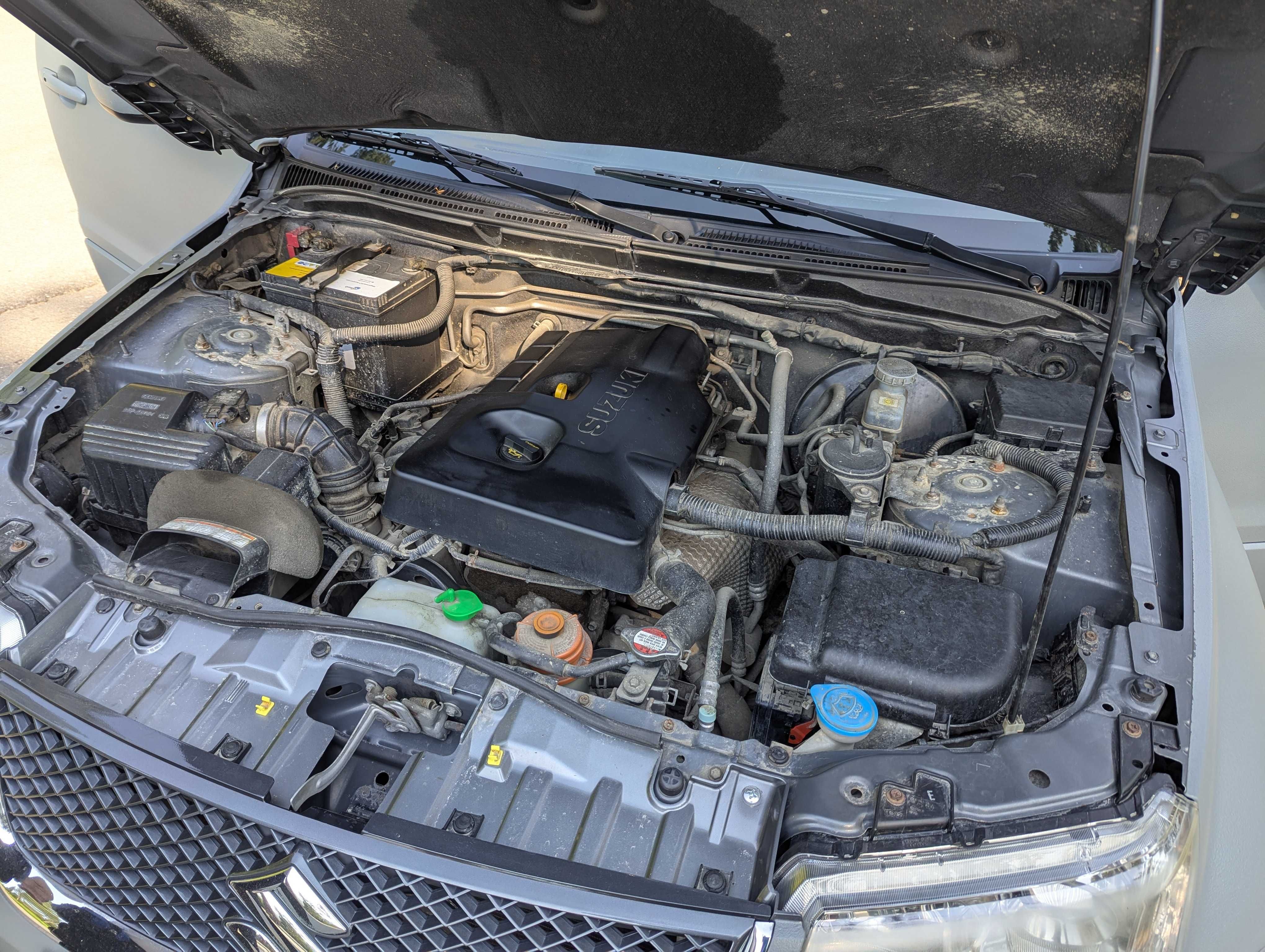 Suzuki Grand Vitara 2005 2.0 Benzină