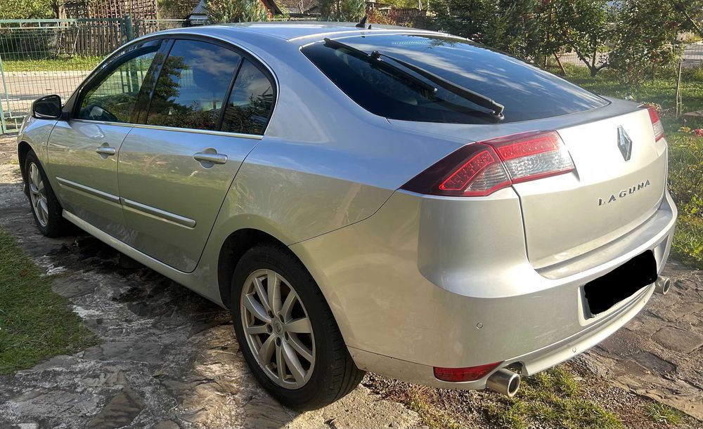 Vand-schimb Renault Laguna, impecabila, 145000 km-reali!
