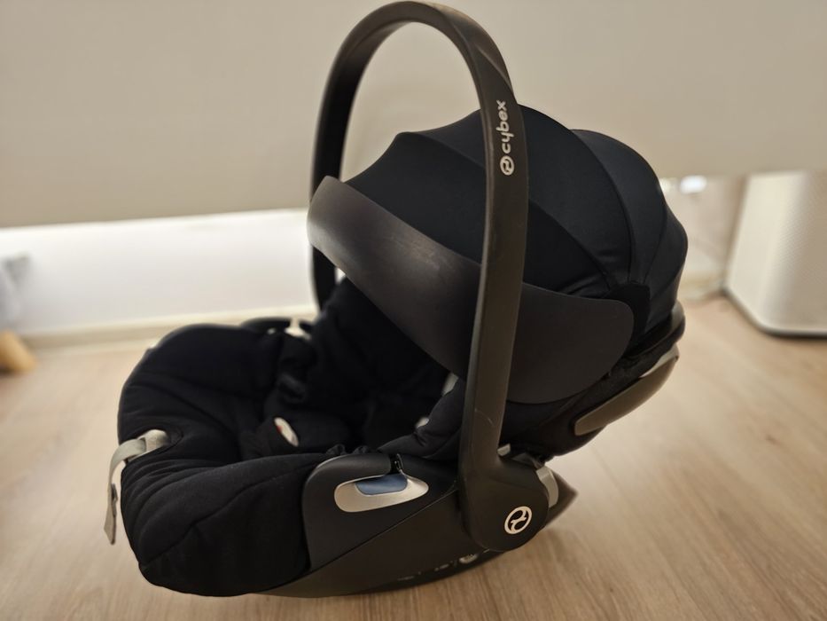 Scoica auto Cybex cloud Z I-size , pozitie de somn aproape orizontala