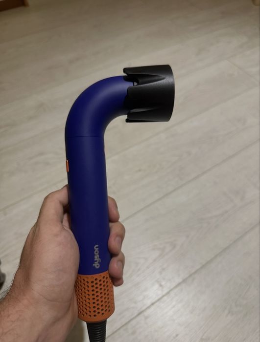 Uscator Supersonic R pentru frizeri