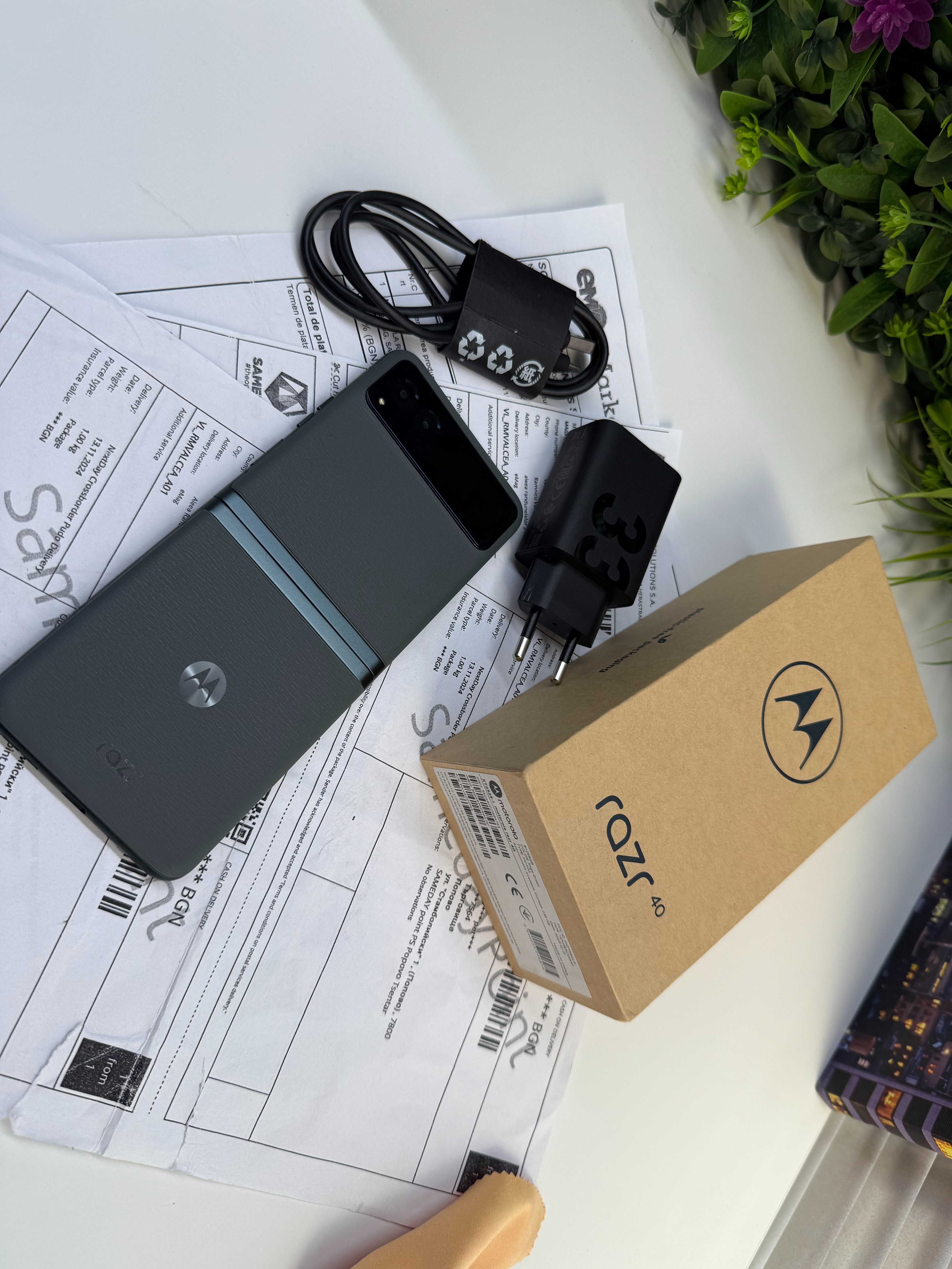 Motorola Razr 40 256GB Гаранционен