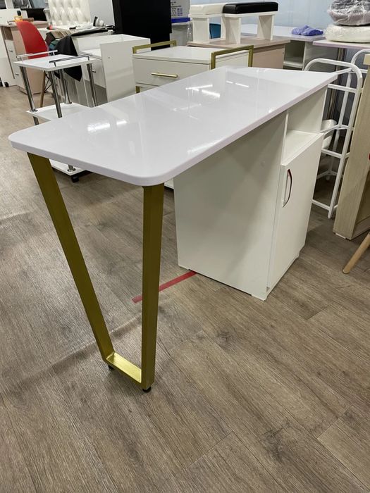 Срочно продам все для маникюра можно по отдельности