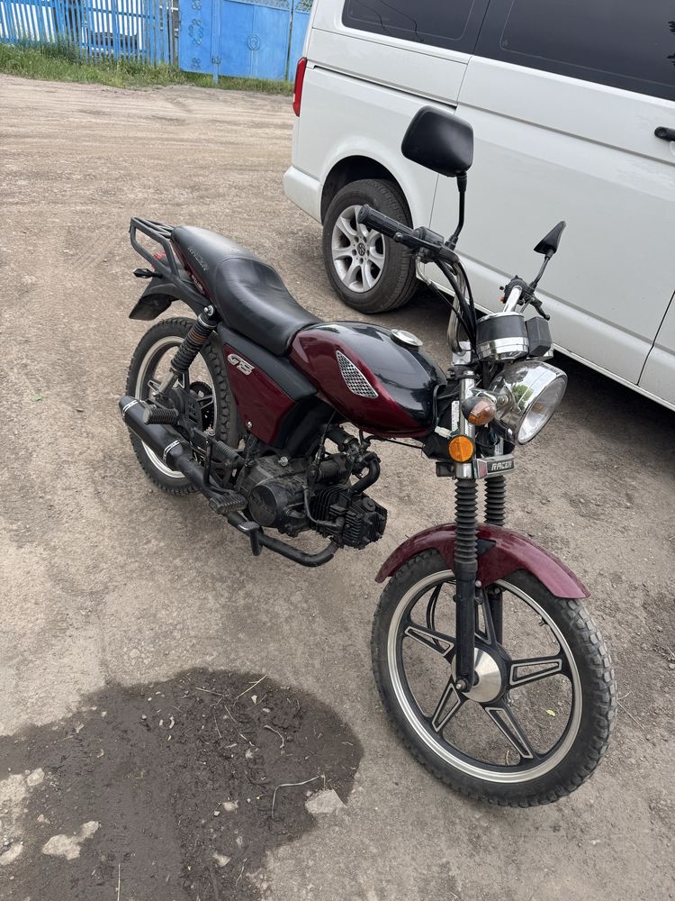 Продам мопед рейсер