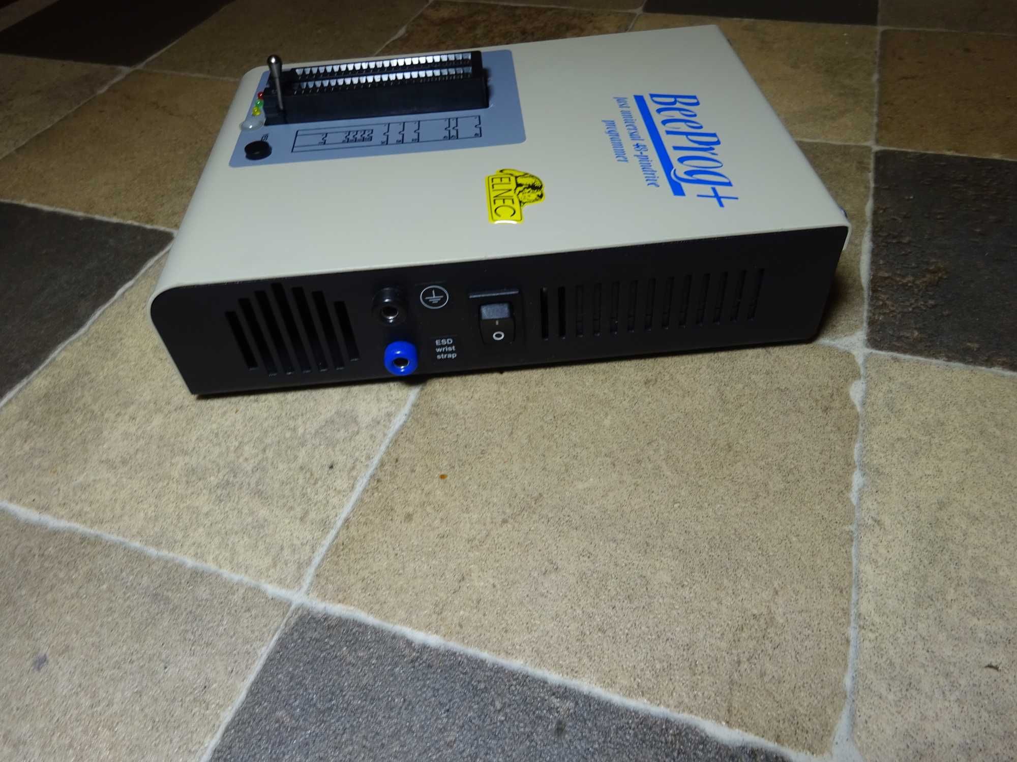 Programator flash vintage Beeprog+