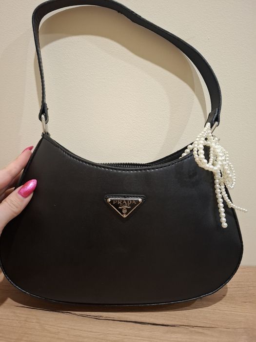 Кожена чанта Pr**да