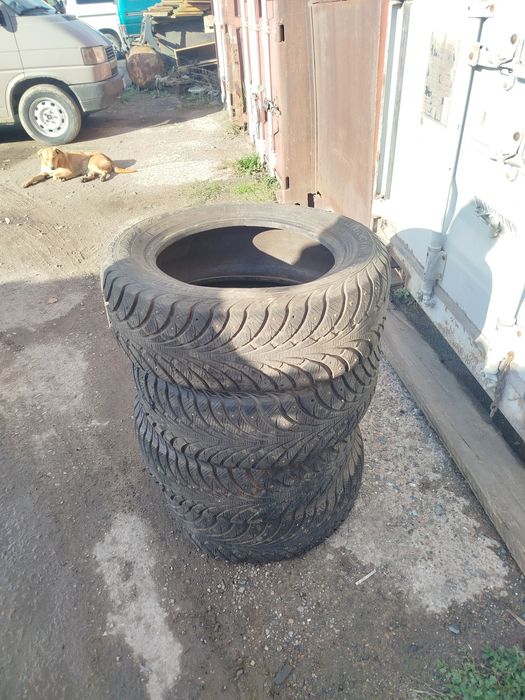 Продам резину 205/55R16