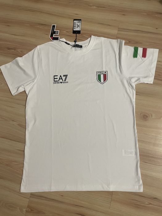 Tricou Barbati Emporio Armani EA7 Marimi: XXL - Lichidare stoc ‼️