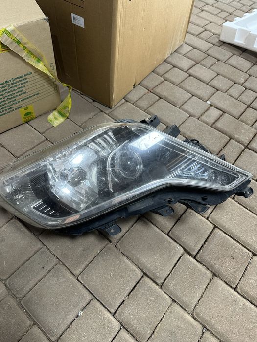 Фара на прадо 150