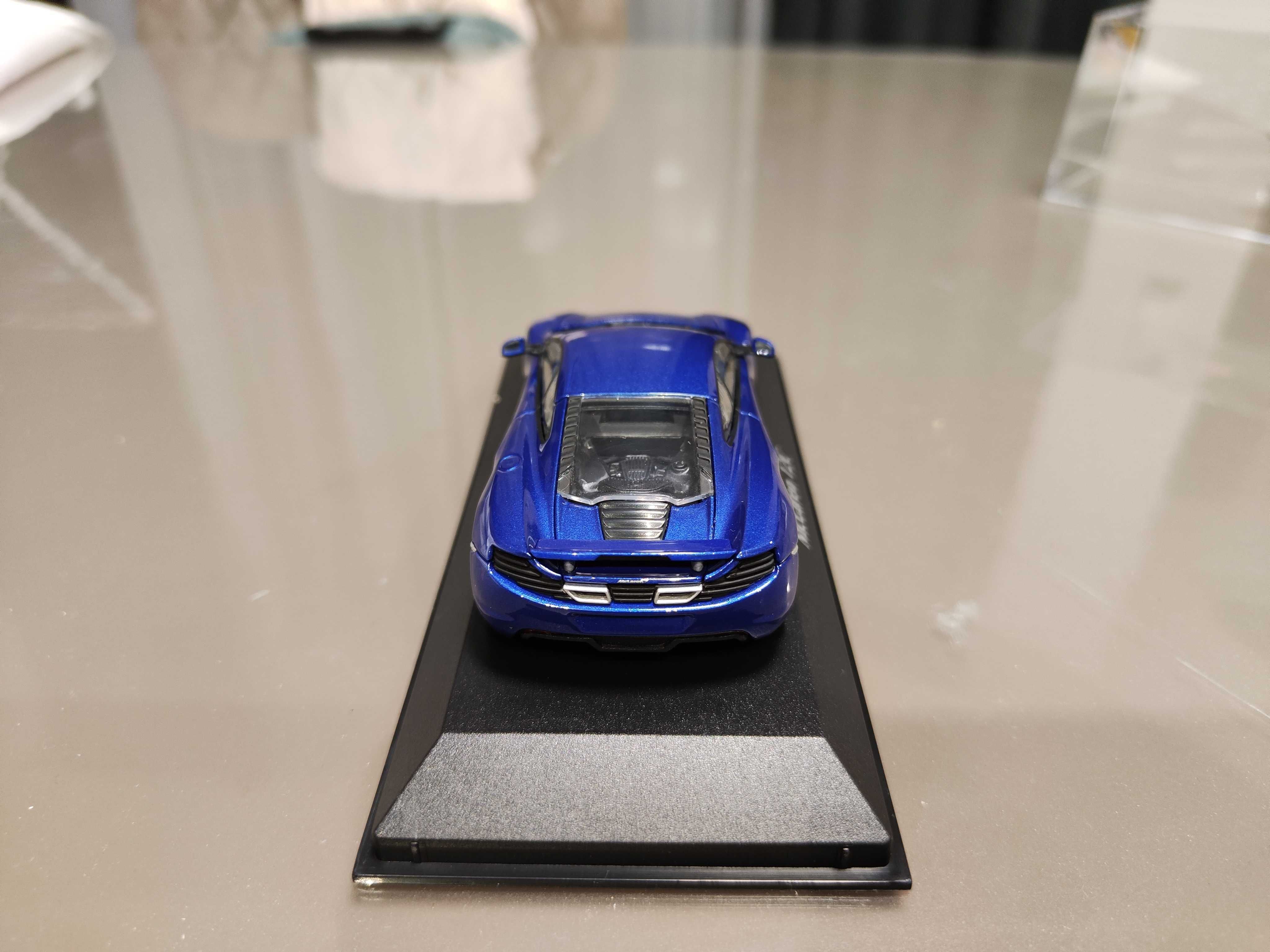 Колекционерски автомобил, Mclaren 12C Roadcar (2011), Minichamps 1:43