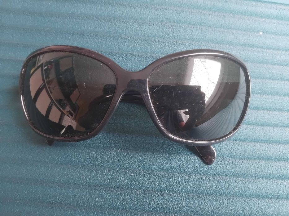 DECATHLON оригинални тъмни слънчеви очила