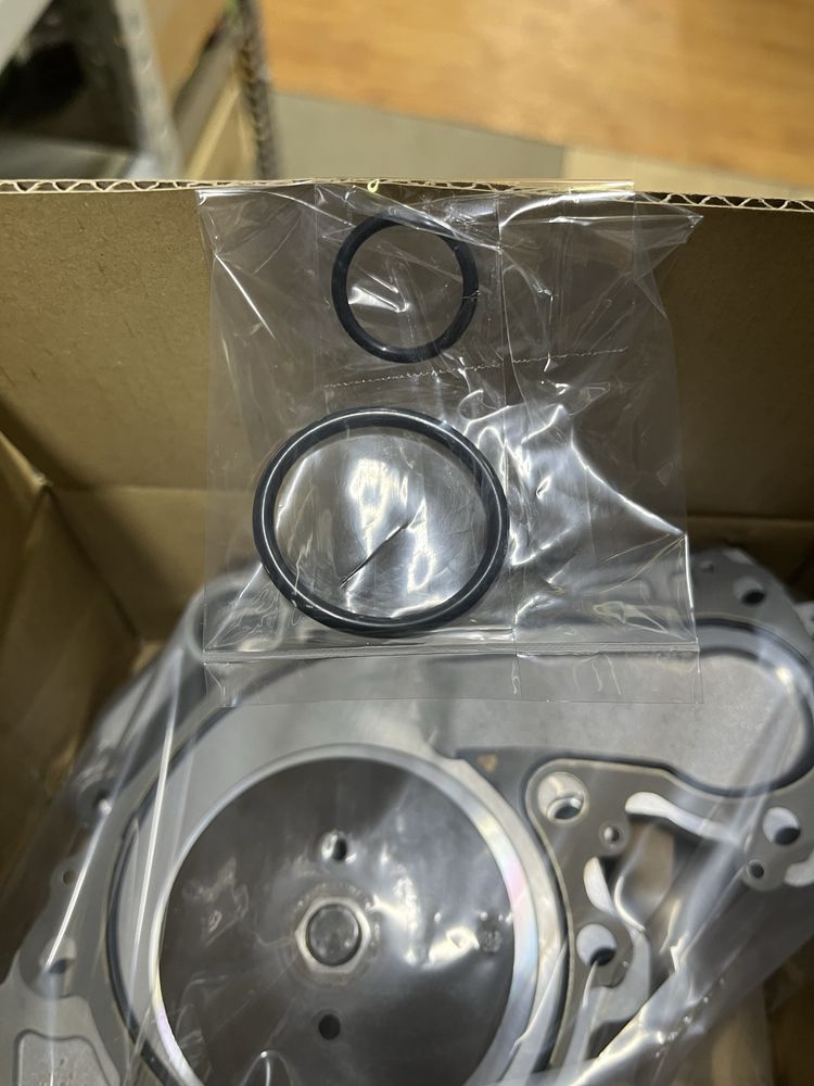 Помпа на крузак 100 gx 470 lc 100