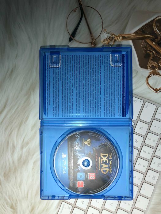 Joc The Walking Dead Play Station PS4 Cadoul Idea