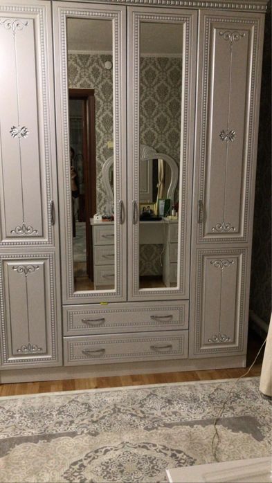 Продам спальний гарнитур в хорошем состоянии