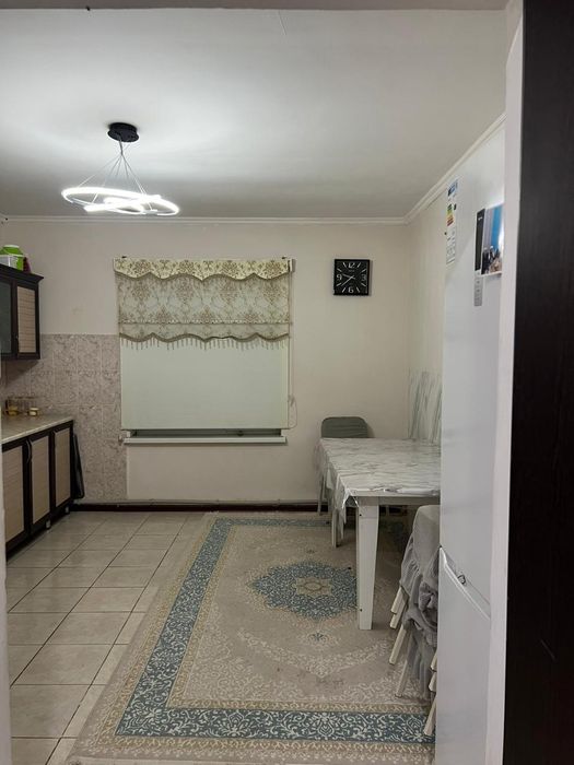 Продается дом с баней и магазином