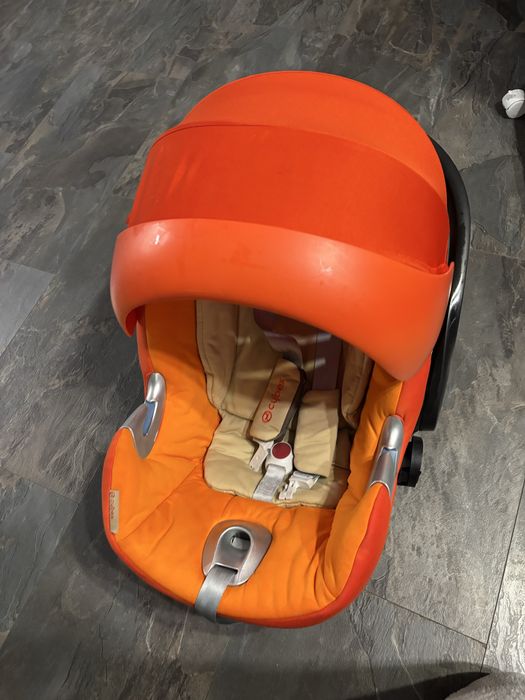 Столче за кола колница cybex aton q 0-12месеца