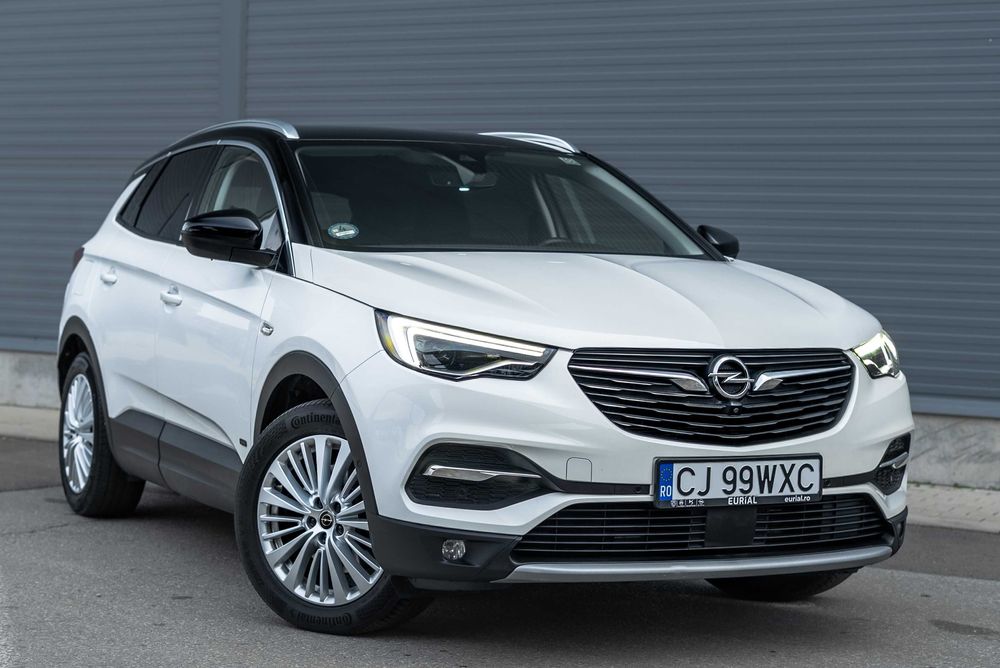Opel Grandland X Plug-In Hybrid 1.6 PHEV AT8 – 224 CP – 2020
