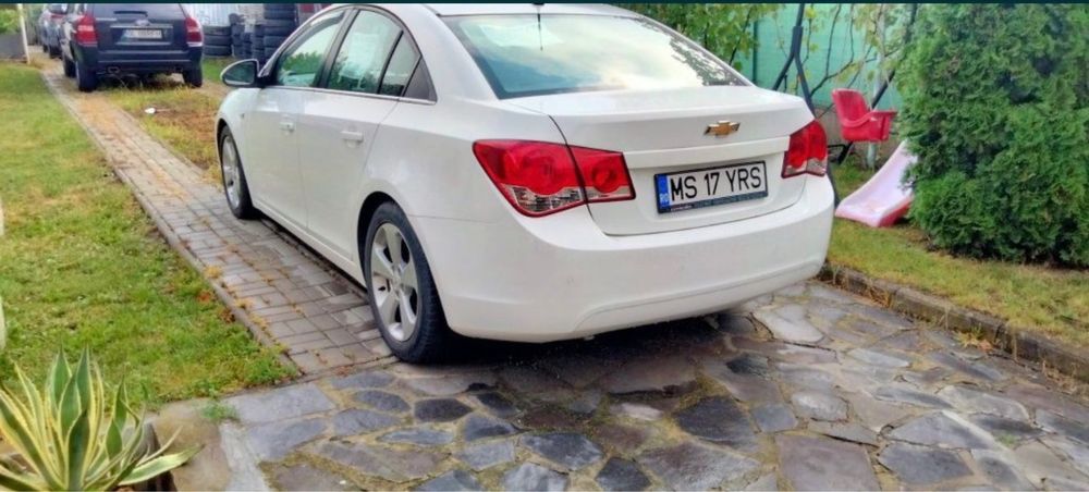 Chevrolet cruz automat 2011 ofer diferenta