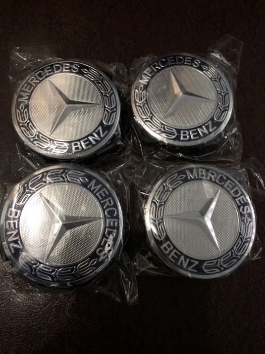 Set 4 capace roti, jante aliaj Mercedes Originale diametru 75 mm NOI