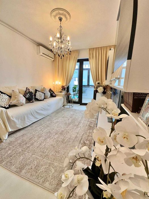 Vand apartament 3 camere Drumul Taberei