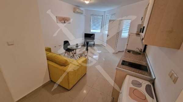 Двустаен апартамент в Равда