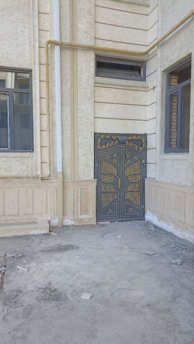 Elitniy domdan 3 xonali luks kvartira