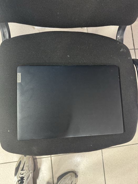 Vand laptop lenovo ideapad 530s ryzen 5 2300 8gb ssd 256gb full hd