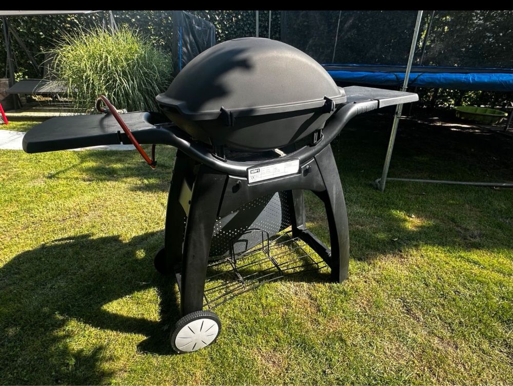 Weber Q3200 Black с покривало и количка