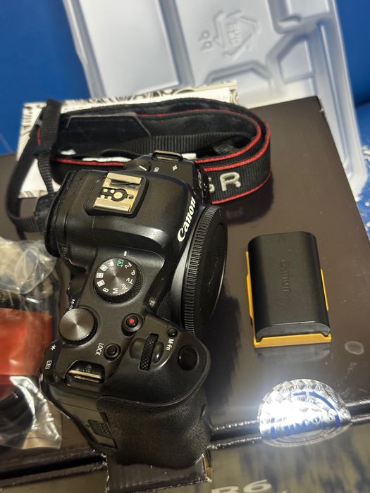 Canon R6 body r6