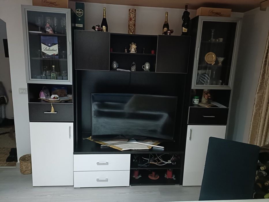 Mobila living 240 lungime,212inaltime