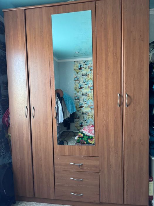 Продам шкаф в хорошем состояний