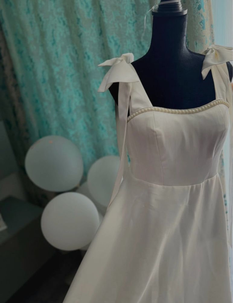 Rochie dansul mirilor