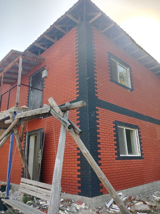 Фасадные панели под кирпич, утепление и отделка 2в1
