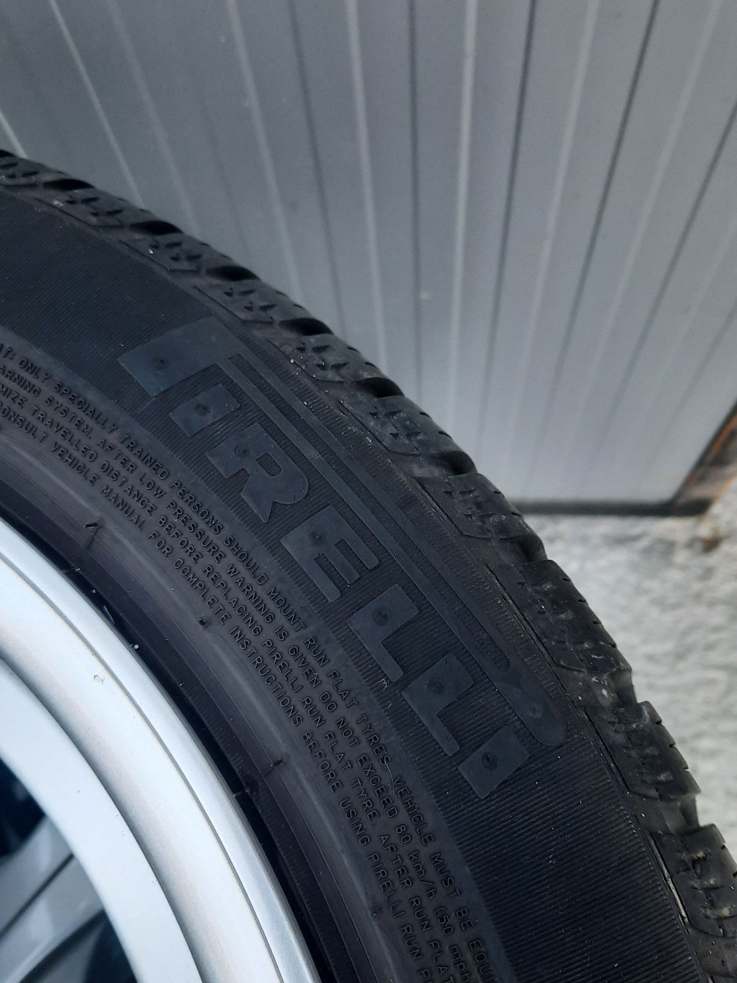 4 Броя 195/55/16 Pirelli 2x7,2mm 2x6,8mm RunFlat