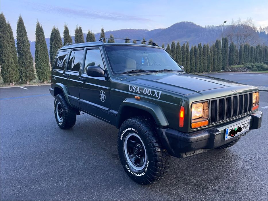 Jeep cherokee xj 2500 diesel INMATRICULAT RO