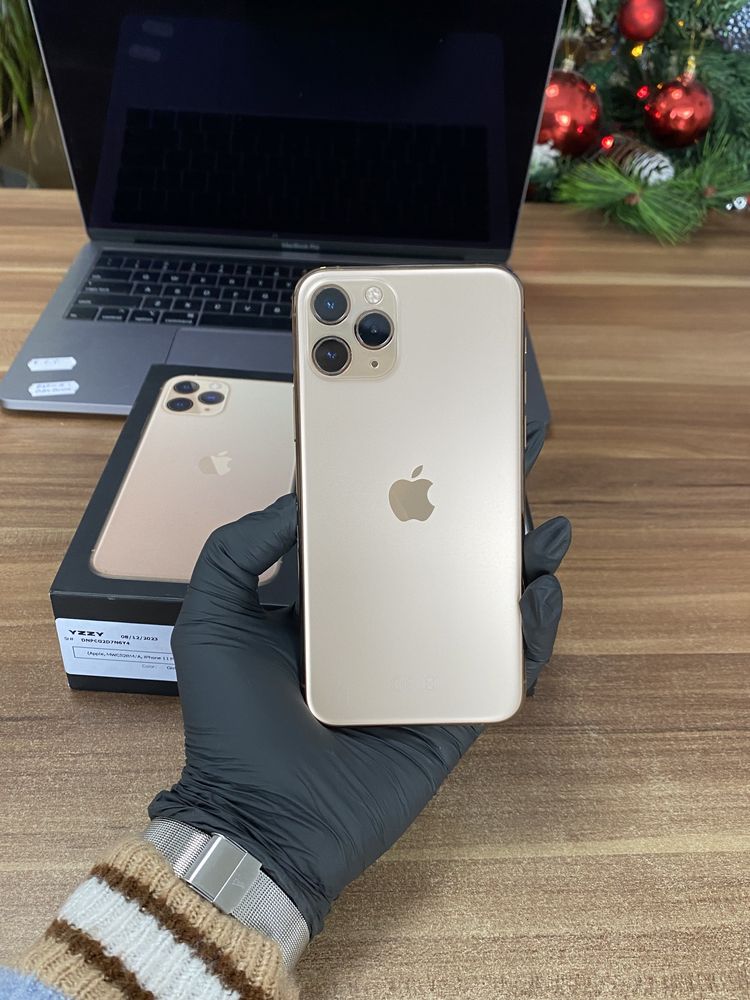 iPhone 11 Pro / 64 GB / Gold / Impecabil  |