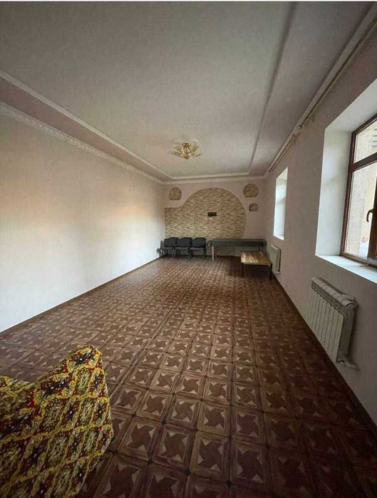 3хонали 3 сотокдан иборат ховли сотилади