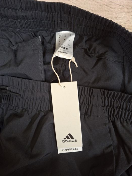 Къси панталони adidas XL 50лв