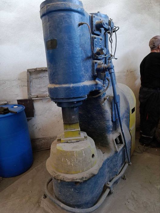 Молот МА4129 ковочный