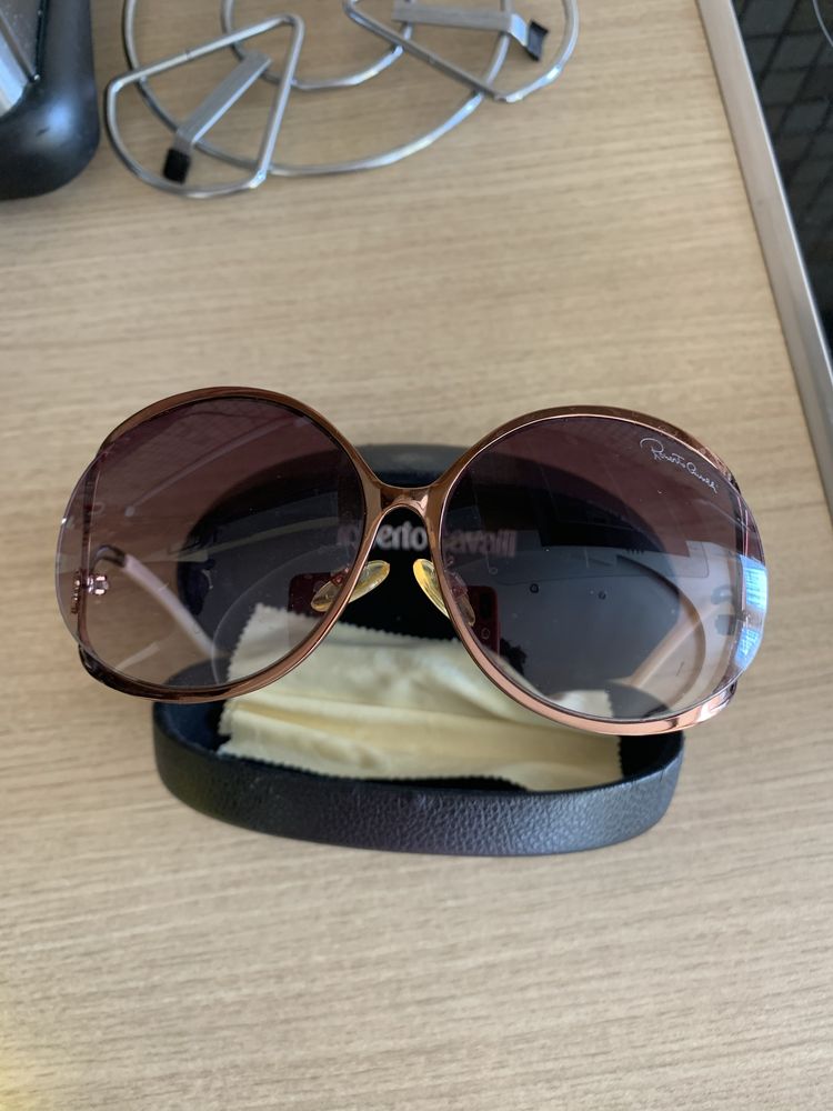 Слънчеви очила на Кавали