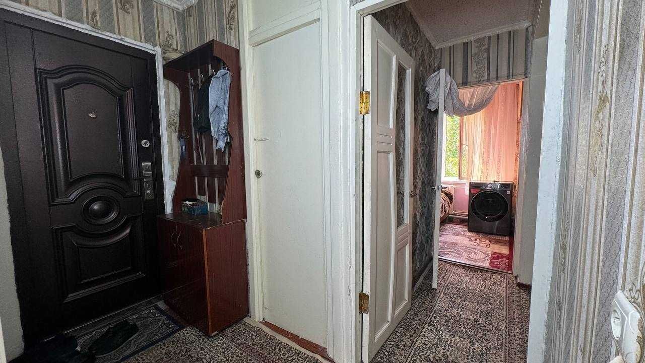Калениский Ансор кафеси 3 хонали 3 қават квартира сотилади. ID: 285976