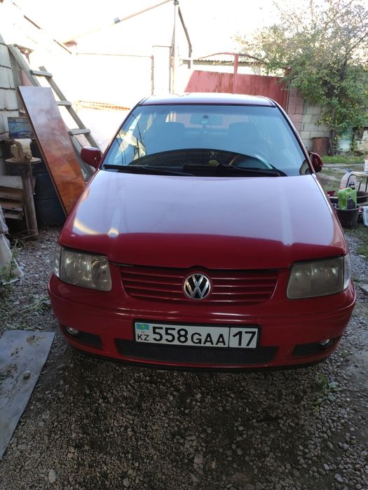 Продам машину роllo wag купе