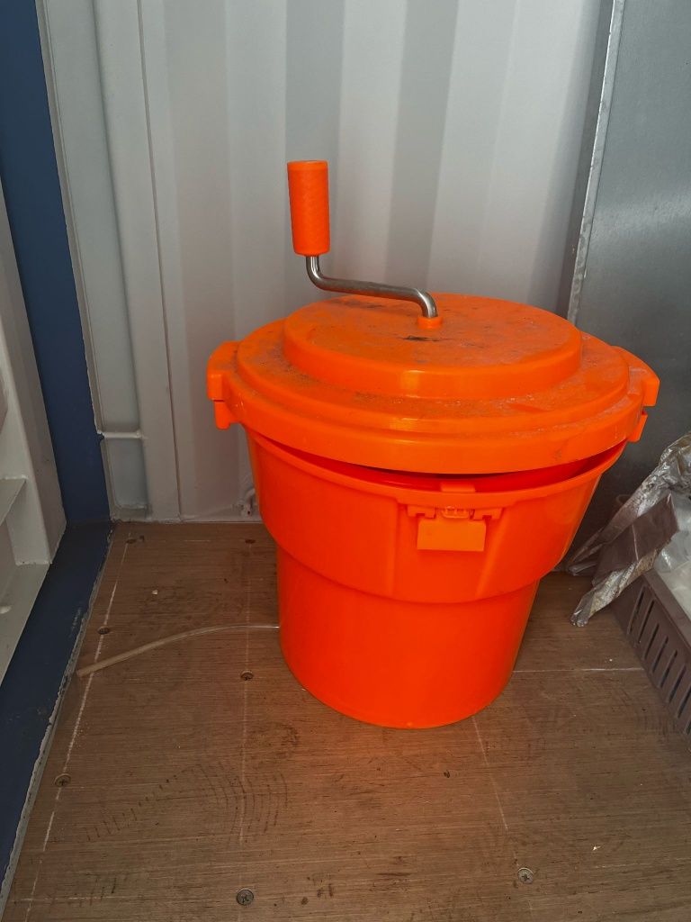 vand utilaje profesionale bucatarie horeca